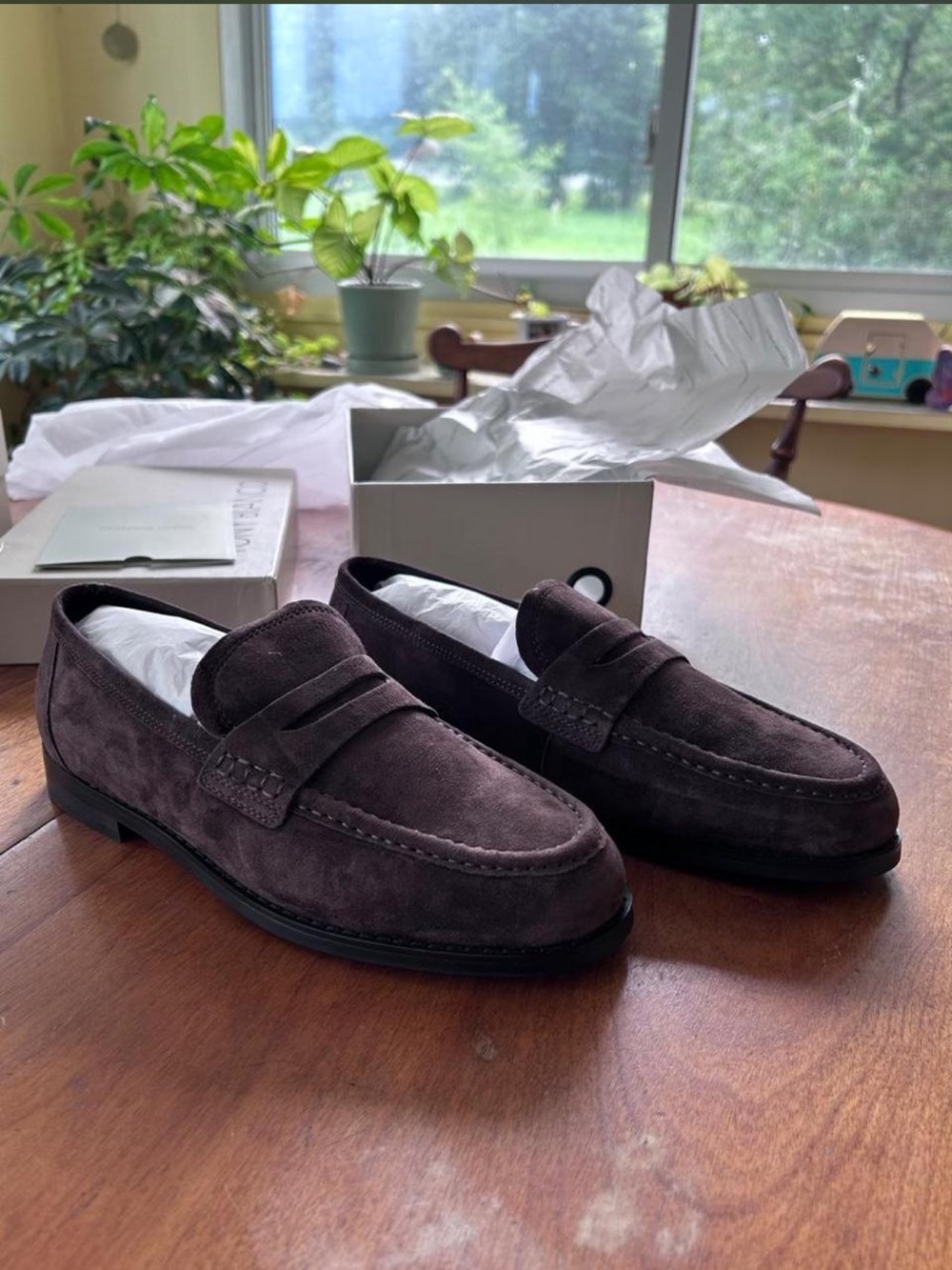 Women’s suede penny loafers in dark brown